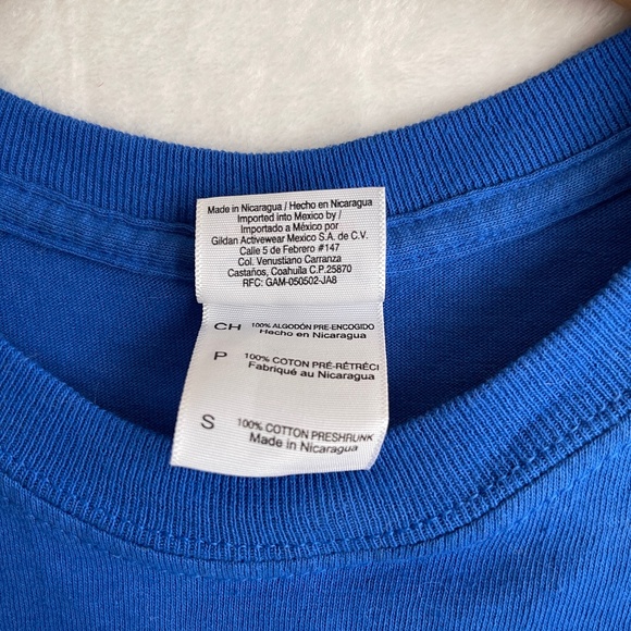 🌹2 for $20🌹 Gildan Heavy Cotton T-shirt In Royal Blue. Size Small - Picture 4 of 4